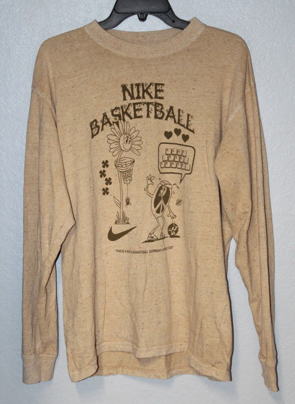 Nike Basketball Long Sleeve Shirt Men SMALL #DN3044-101 Yukon Brown