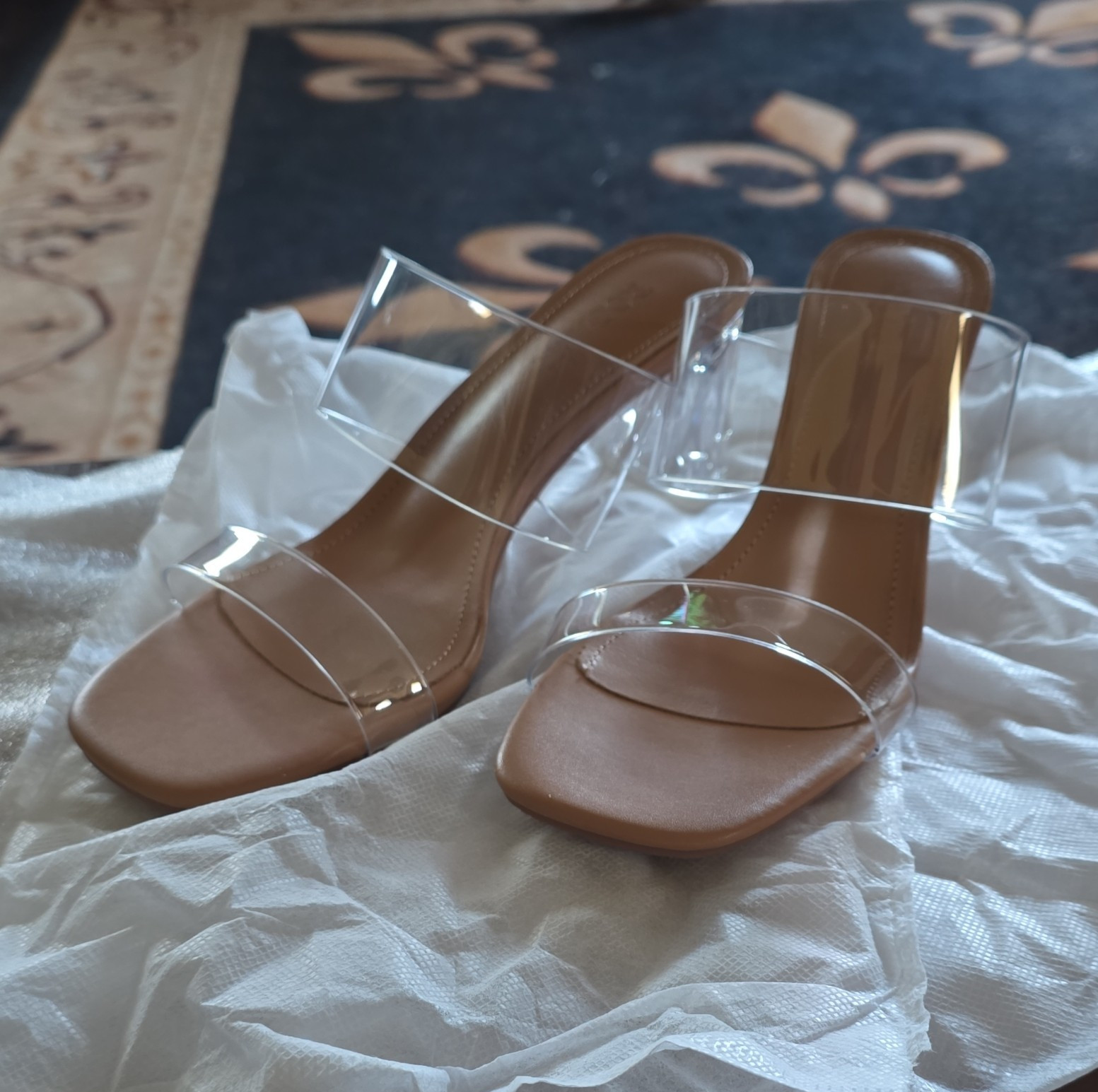Women’s Slip-On Slide Sandals Clear Strap Beige PVC Upper Block Heel Size 7 M