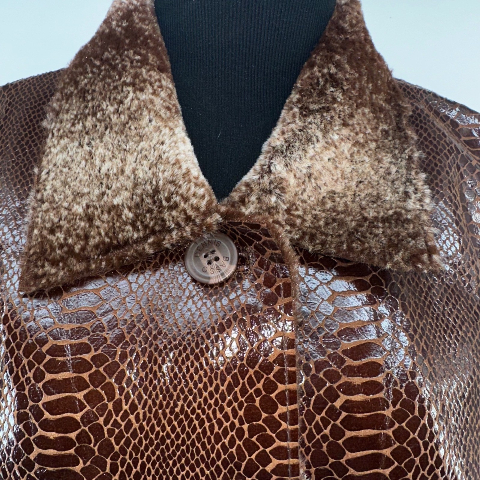 New Dennis Basso Snakeskin Faux Fur Trim Coat Brown Shiny Unique Outerwear M