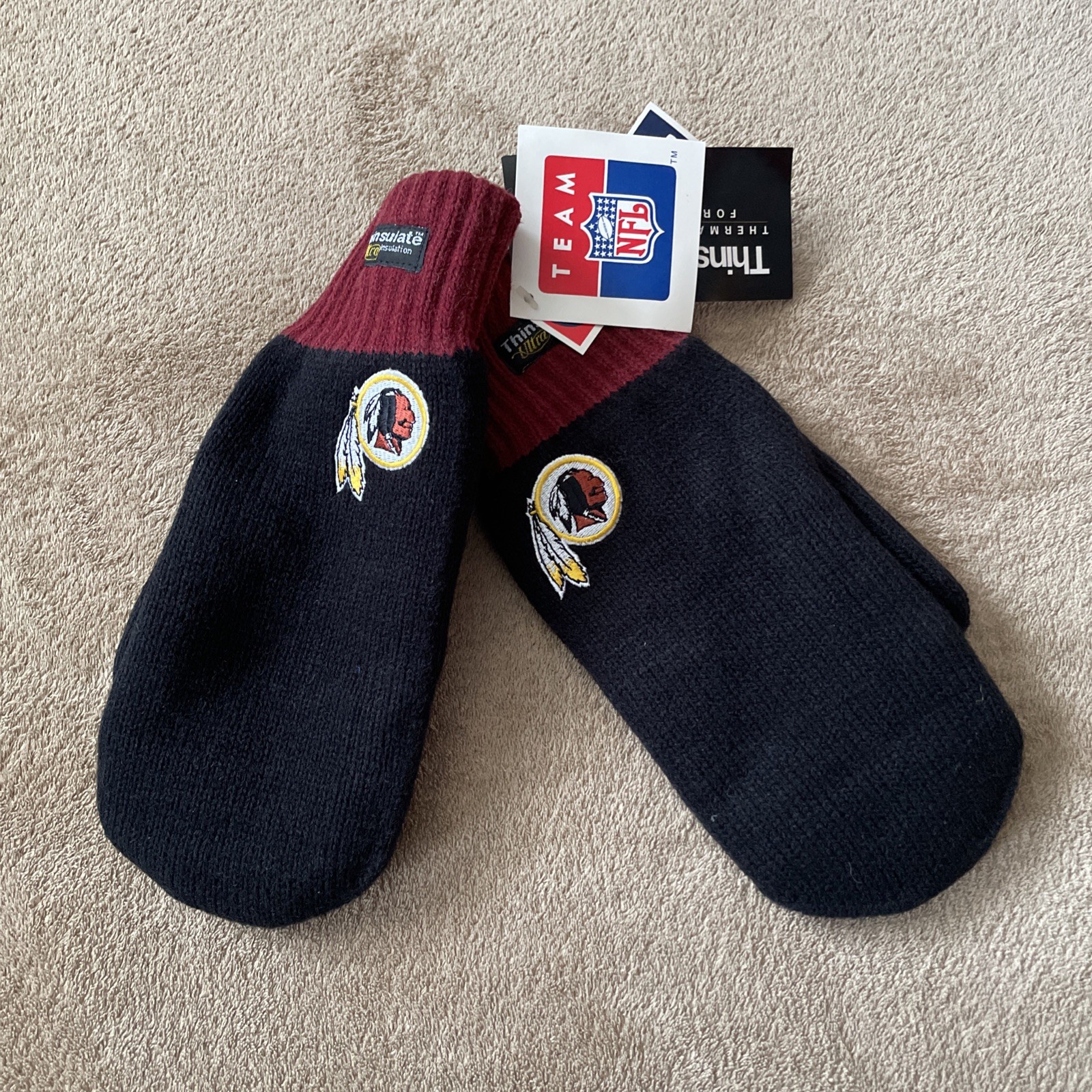 Washington Redskins Thinsulate Ultra Knit Mittens Redskins Logo *BRAND NEW*
