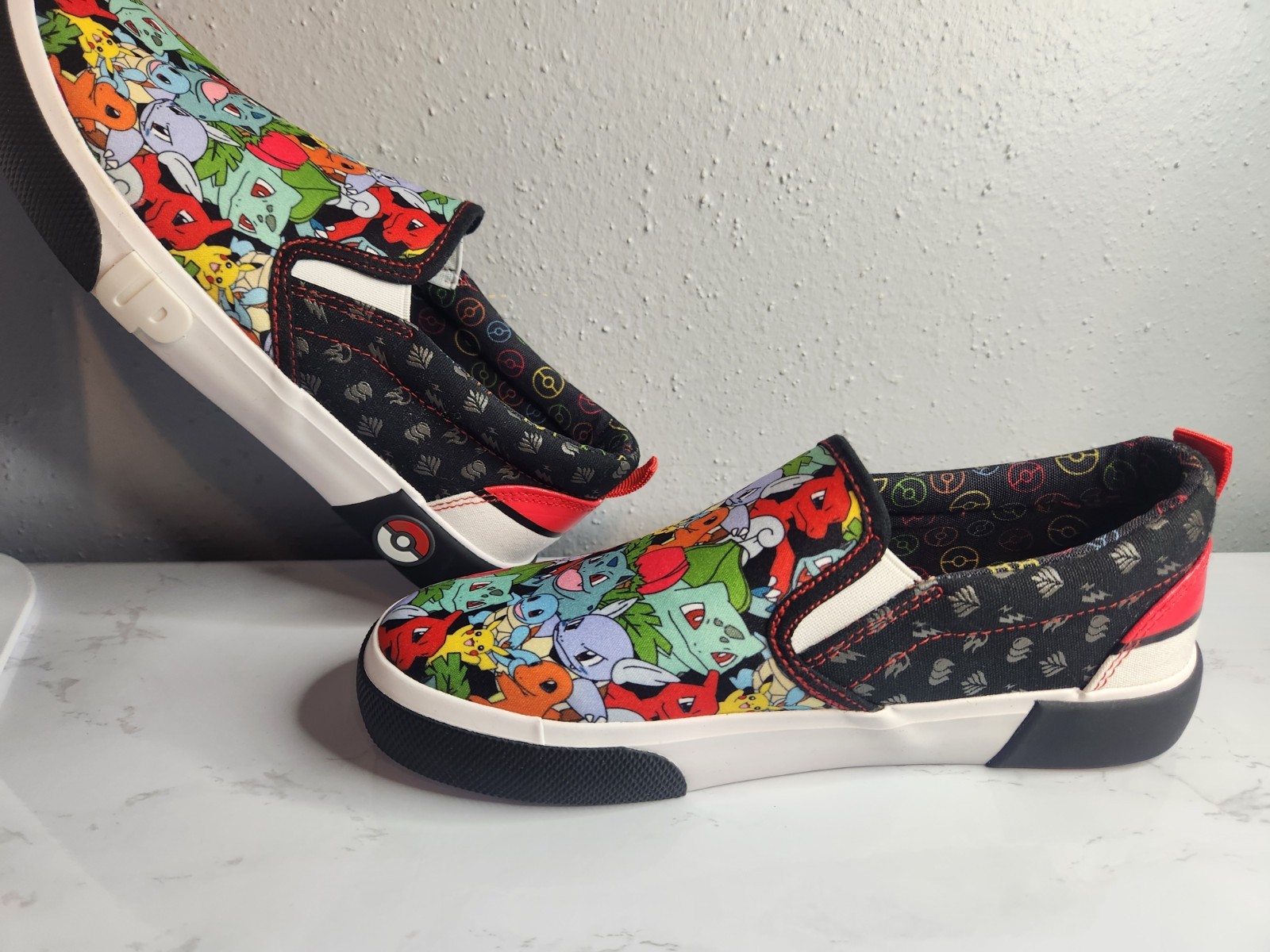 Ground Up Pokémon Kids Slip-On Sneakers US 3 Multicolor Pikachu New w/ Defects