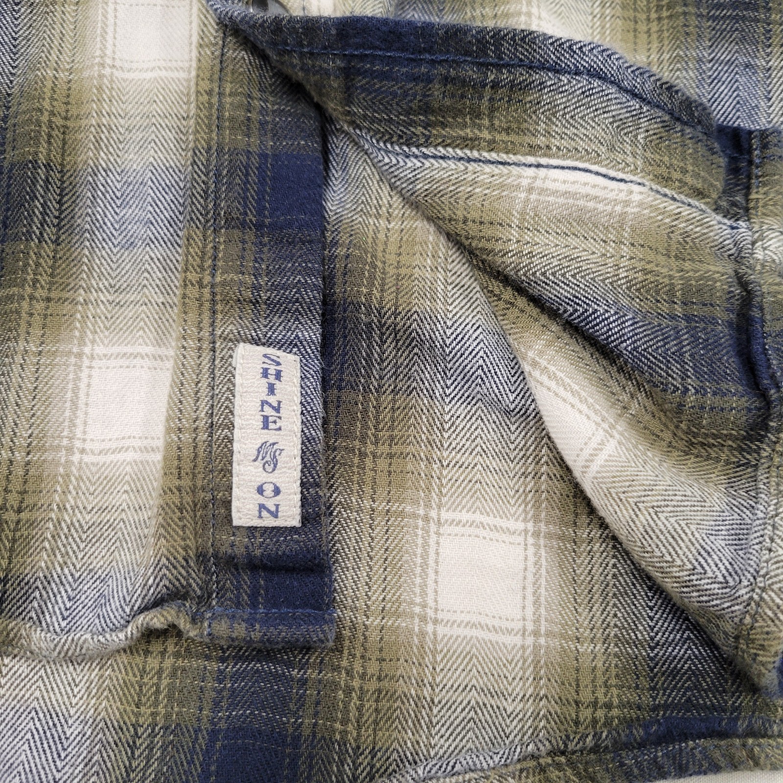 Moon Shine Spirits Snap Front Shirt Mens XL Flannel Plaid Long Sleeve 2 Pocket