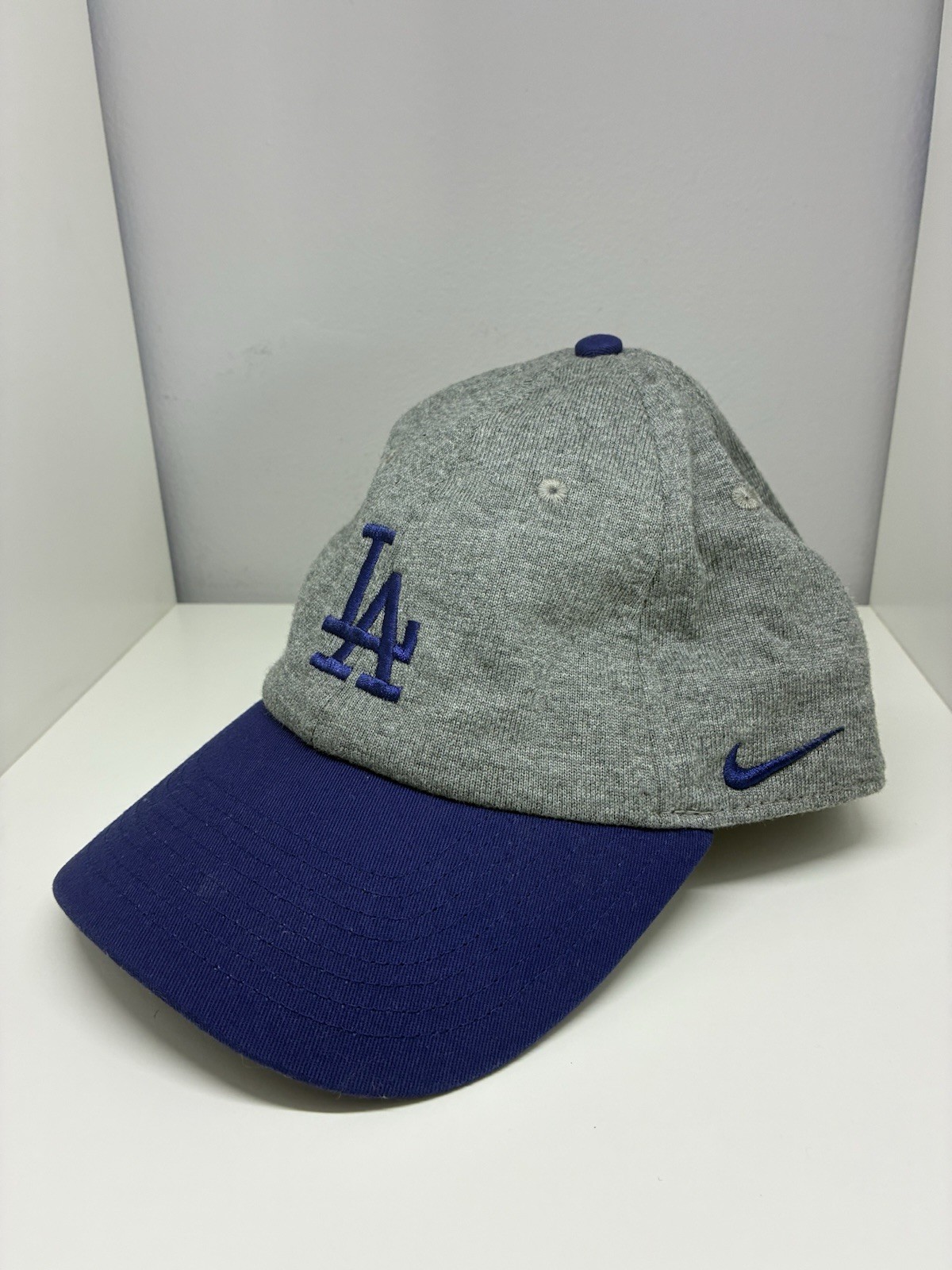 Nike Heritage 86 Dri Fit LA Dodgers Baseball Cap Hat Adjustable OS Gray Blue