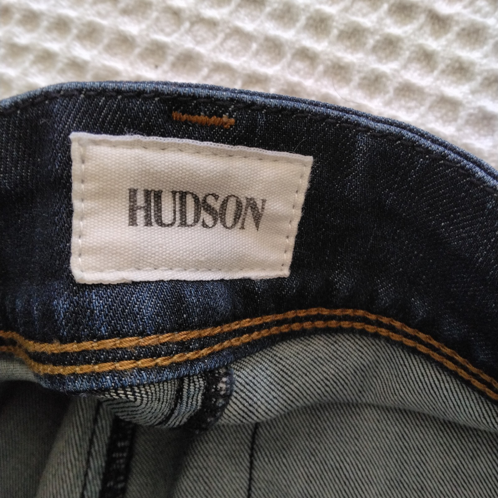 Hudson Jeans Women’s Dark Wash Cropped Cuffed Jeans – Size 27
