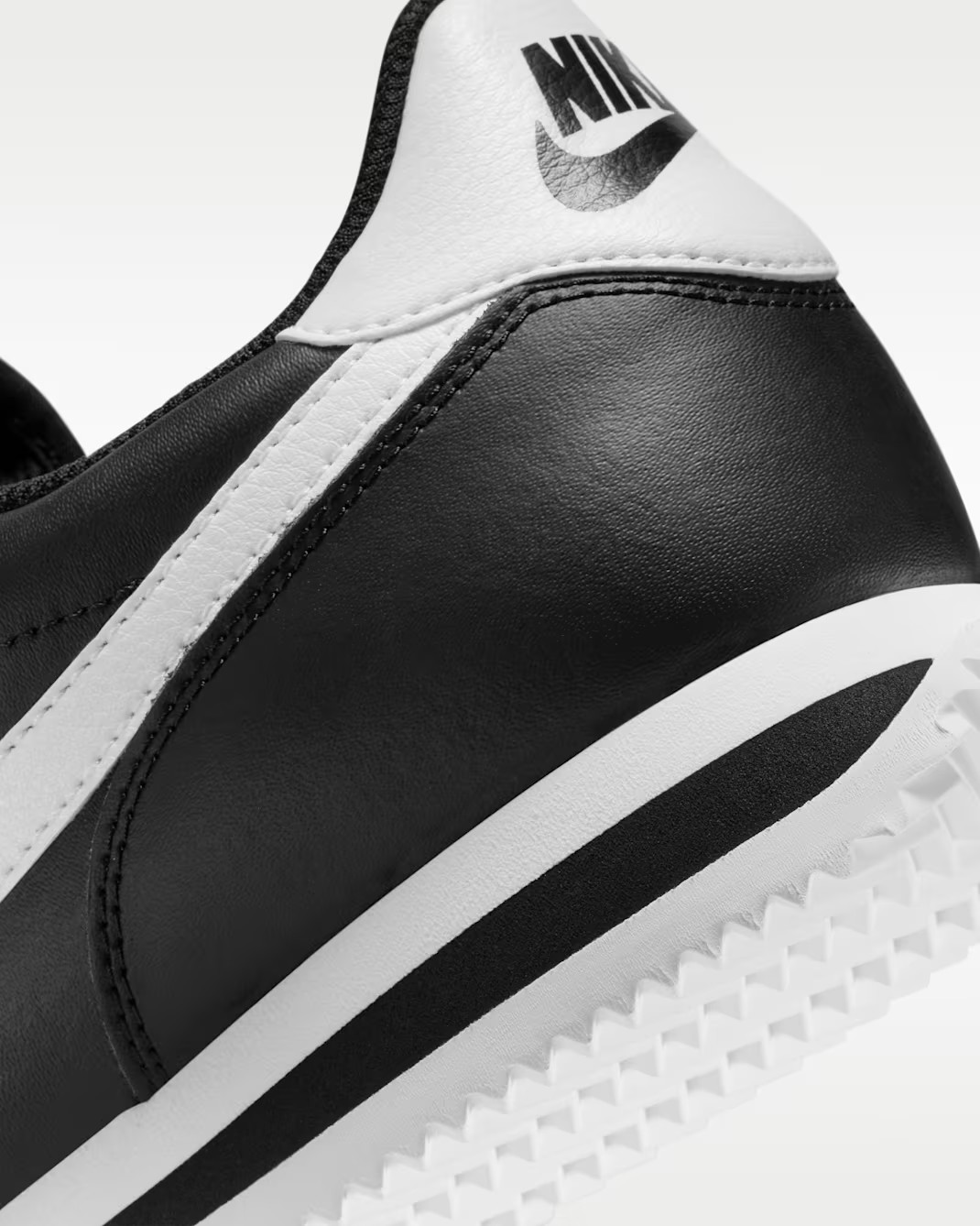 Nike Cortez Classic Leather OG Black White DM4044-001 Men’s Multi Size NEW