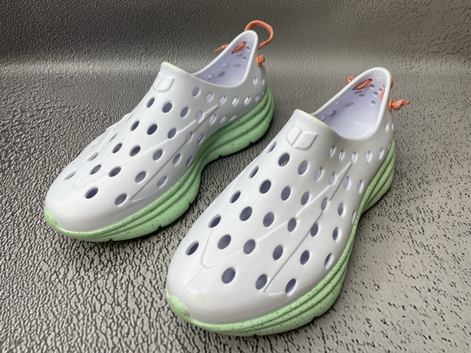 Kane Revive Shoes White Spring Speckle Vented Rubber Sneakers Size US M 6 W 8