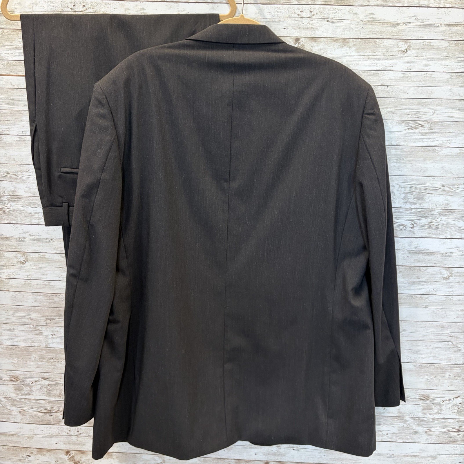 Vtg Pronto Uomo Mens 46R Suit 100% Wool Black 2 Button Ventless Pleated 41×27.5