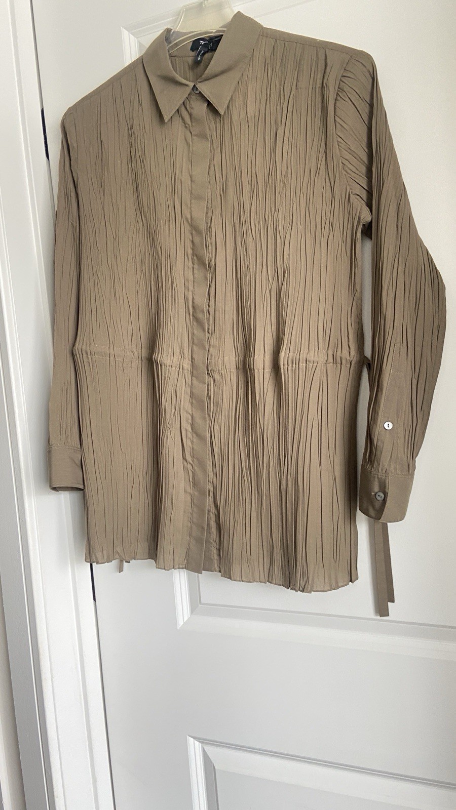 NWT Theory Pleated Shirt Green Khaki Size M