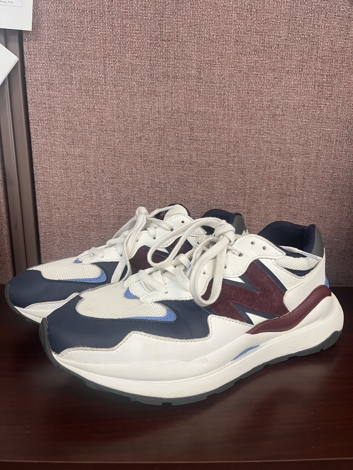 New Balance 5740 U5740FMB White Burgundy Navy Sneakers Men’s 7.5