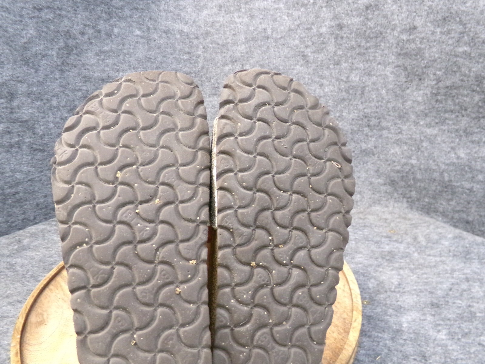 Birkenstocks Madrid Big Buckle Washed Metallic Gold Sandals Size 38 US 7 Reg.