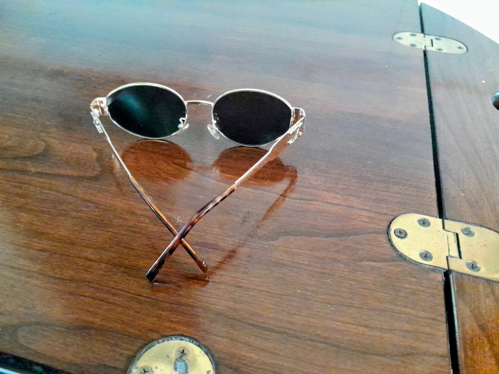 Celine Triomphe Metal 01 Sunglasses Pristine Gold CL40235U 4S235 Green Lens MINT