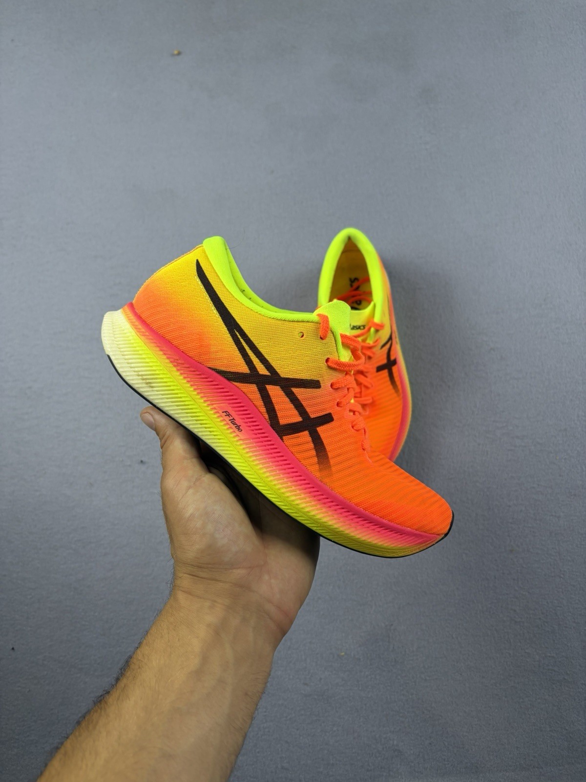 ASICS Metaspeed Edge Running Shoes Womens Size 7.5 Yellow Orange Sneakers