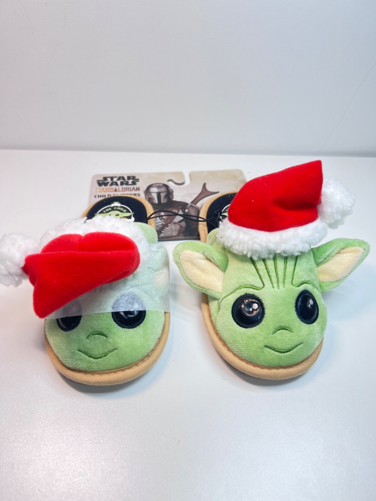Disney Star Wars Mandalorian Child Christmas Slippers Slides Size S 9-10