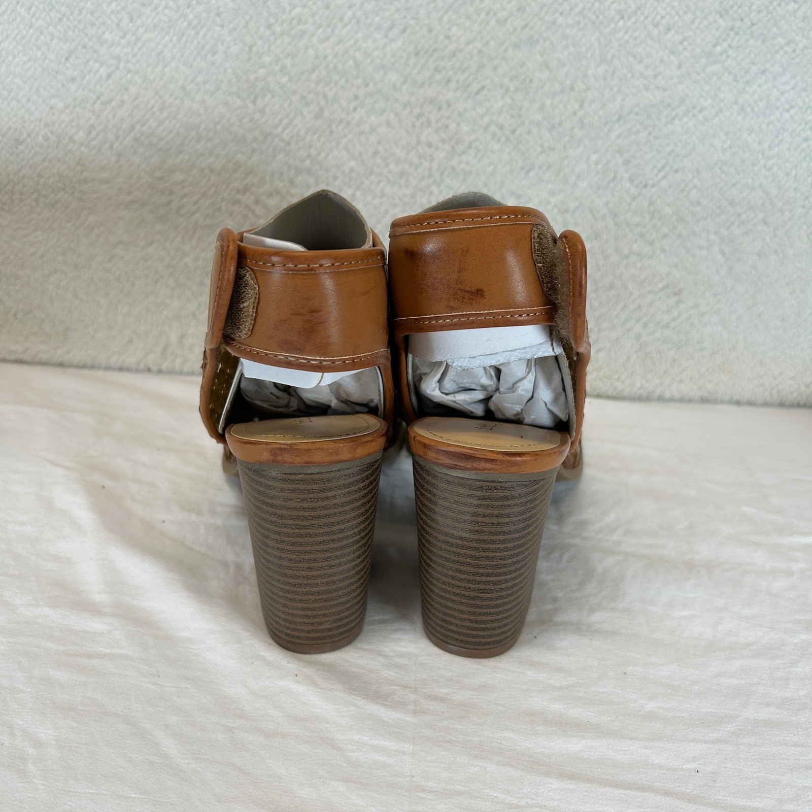 Indigo Rd Irpeele Womens Medium Brown Woven Open Toe Block Heel Sandals 11 New