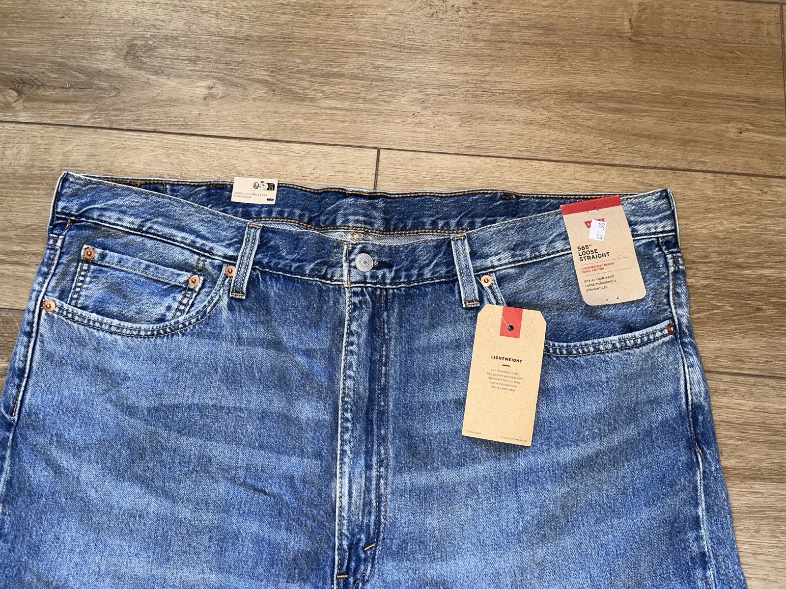 NWT Levi’s 565 Loose Straight Men’s Jeans 42×30 Faded Wash 90’s Style! New $$