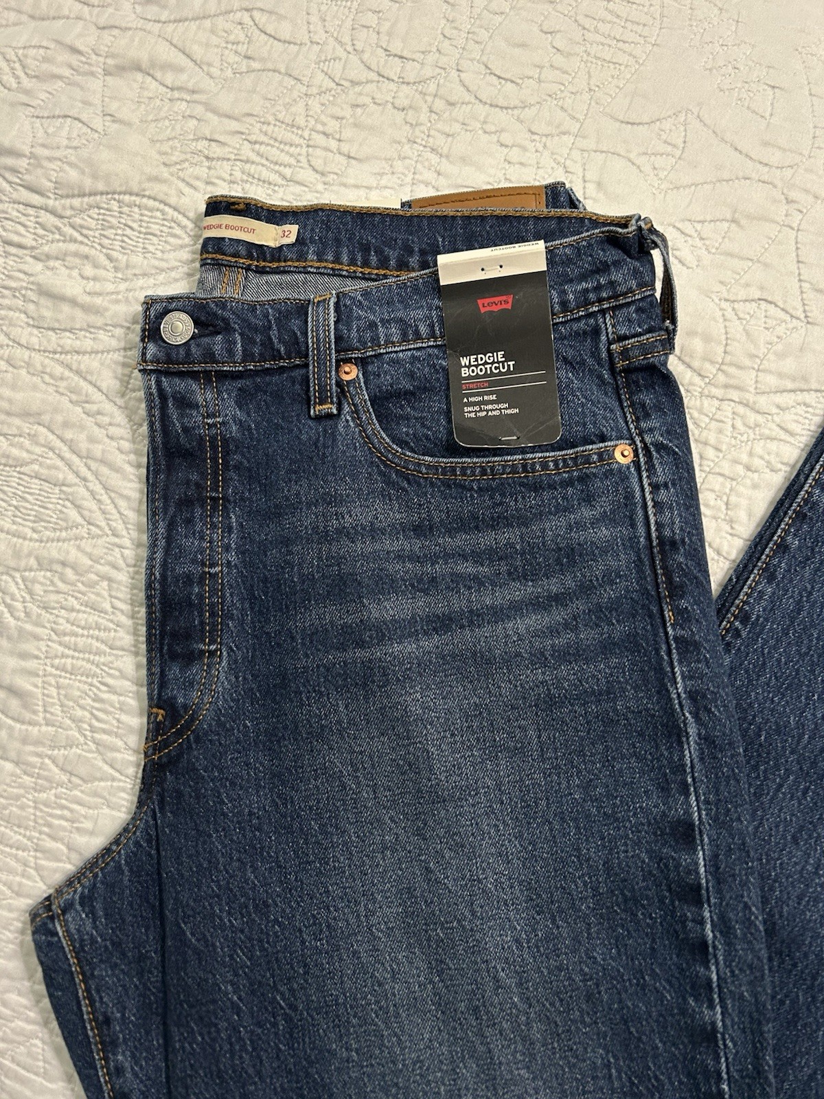Levi’s Womens Wedgie Bootcut Jeans A8710-0001 DARK WASH Size 32×32 NWT