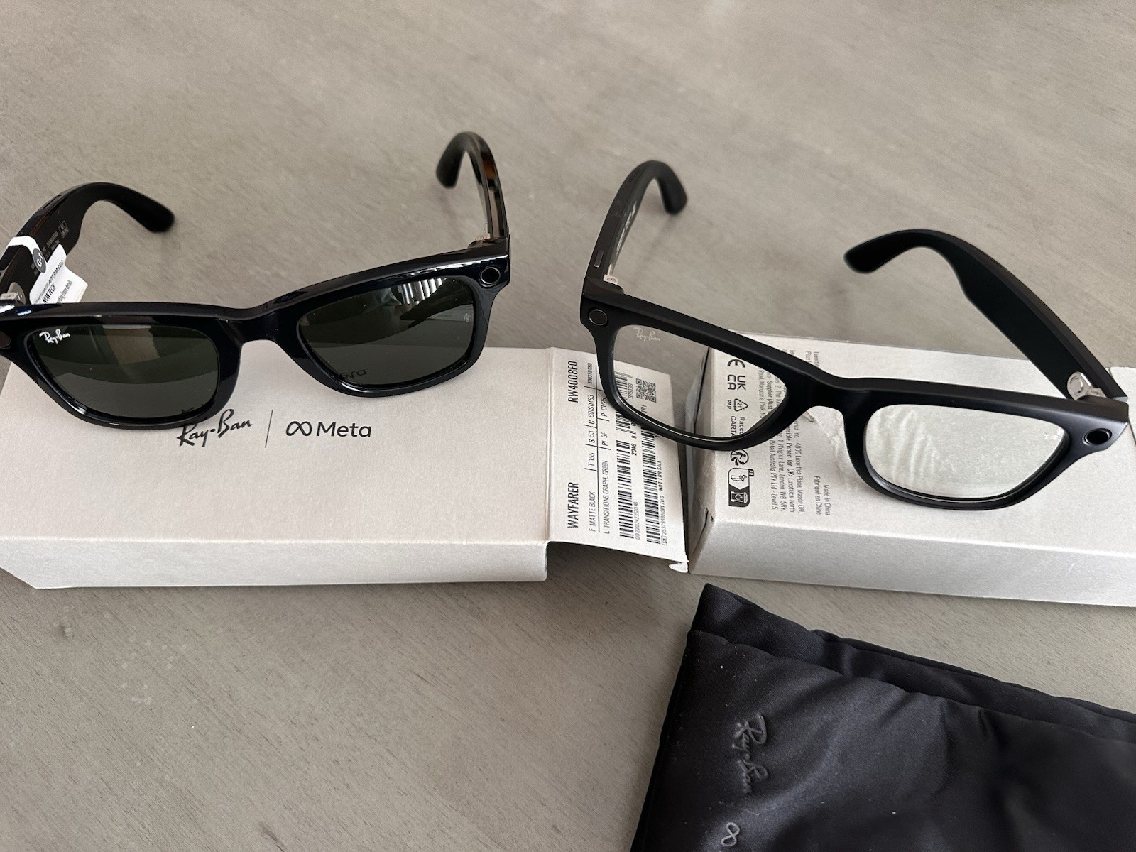 Rayban Wayfarer Pair Non-Tech Glassess