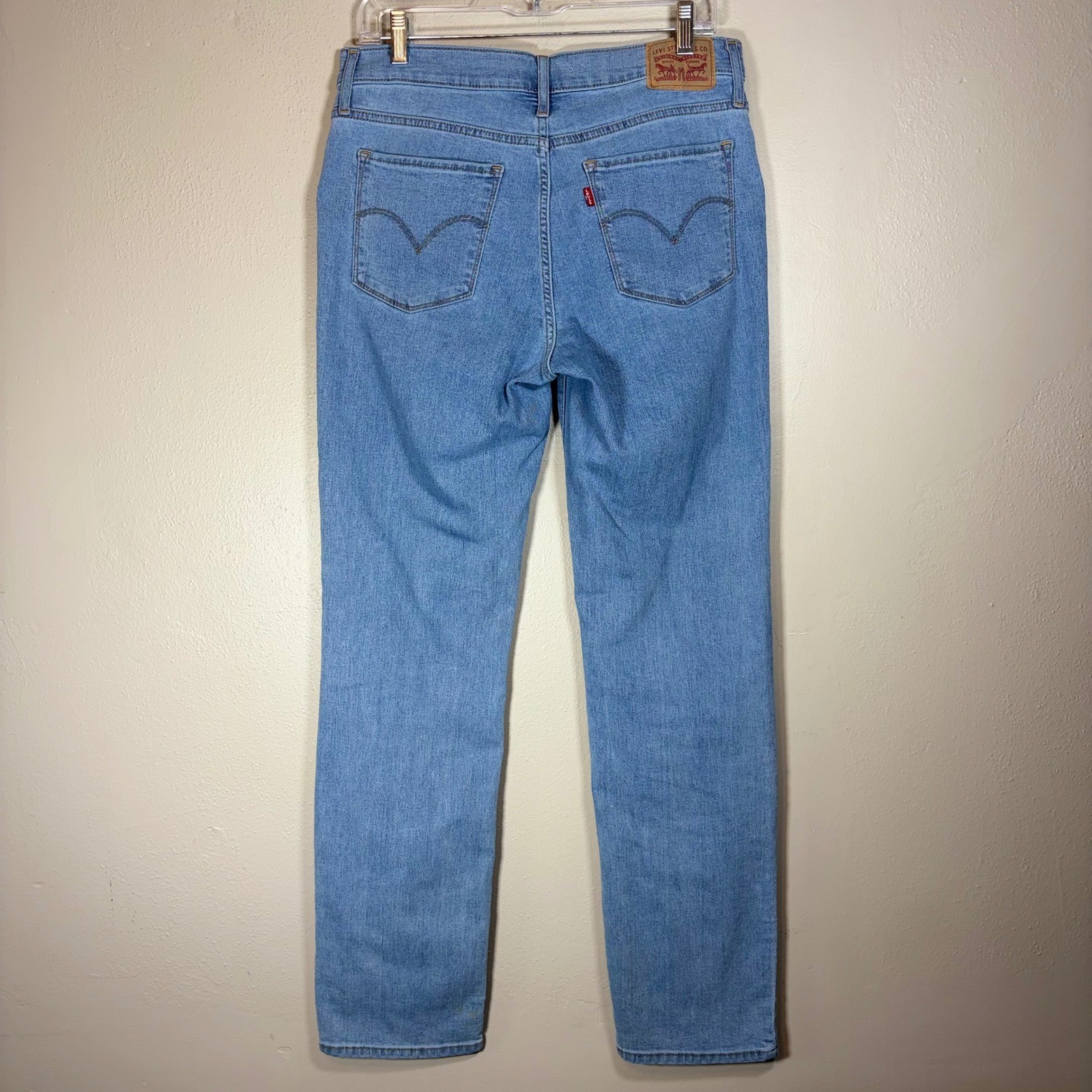Levis 314 Shaping Straight Jeans Womens 30 Light Wash Blue Denim Mid Rise 31×31
