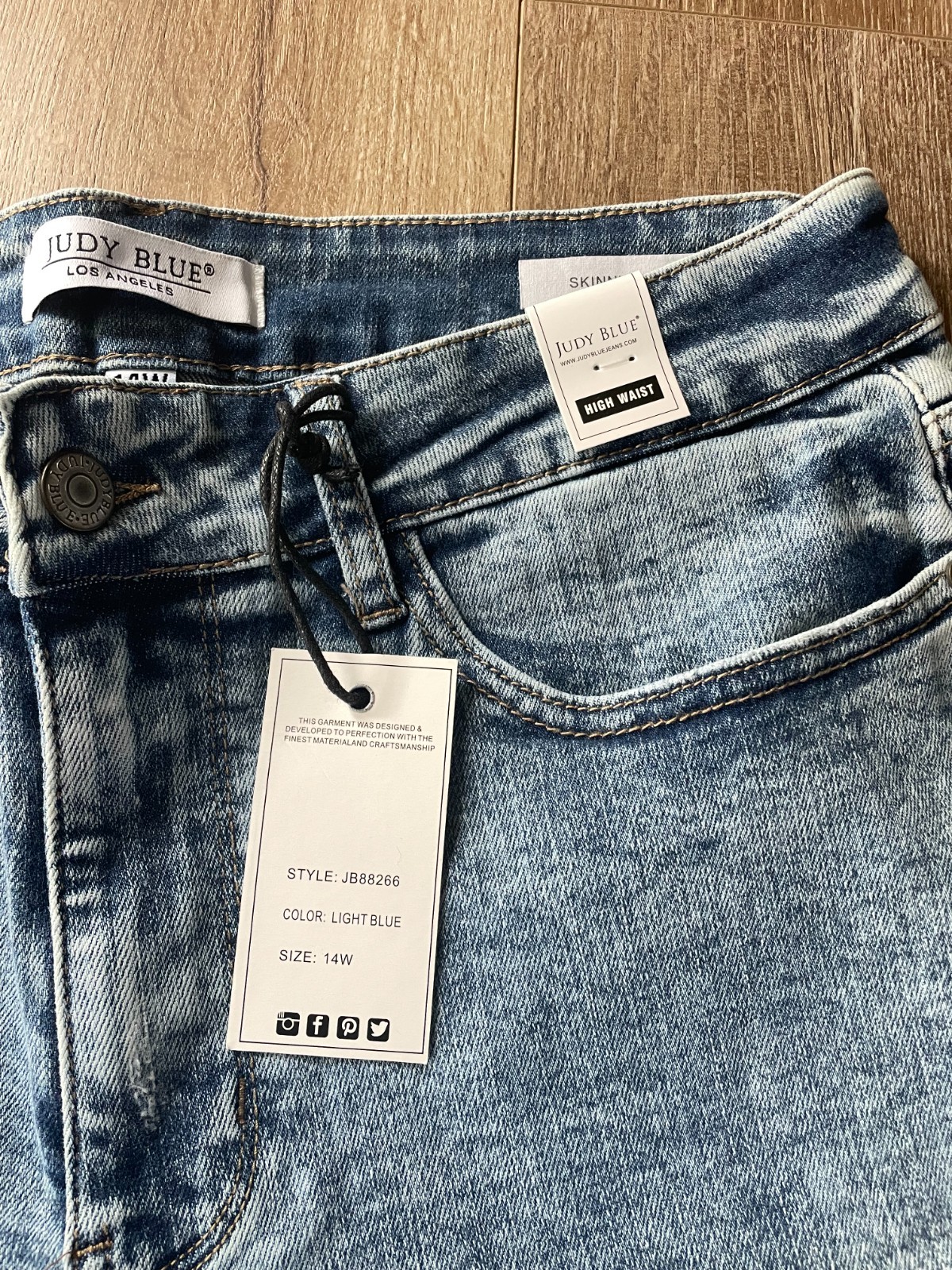 New PLUS Judy Blue Skinny Fit Light Blue Denim JB88266