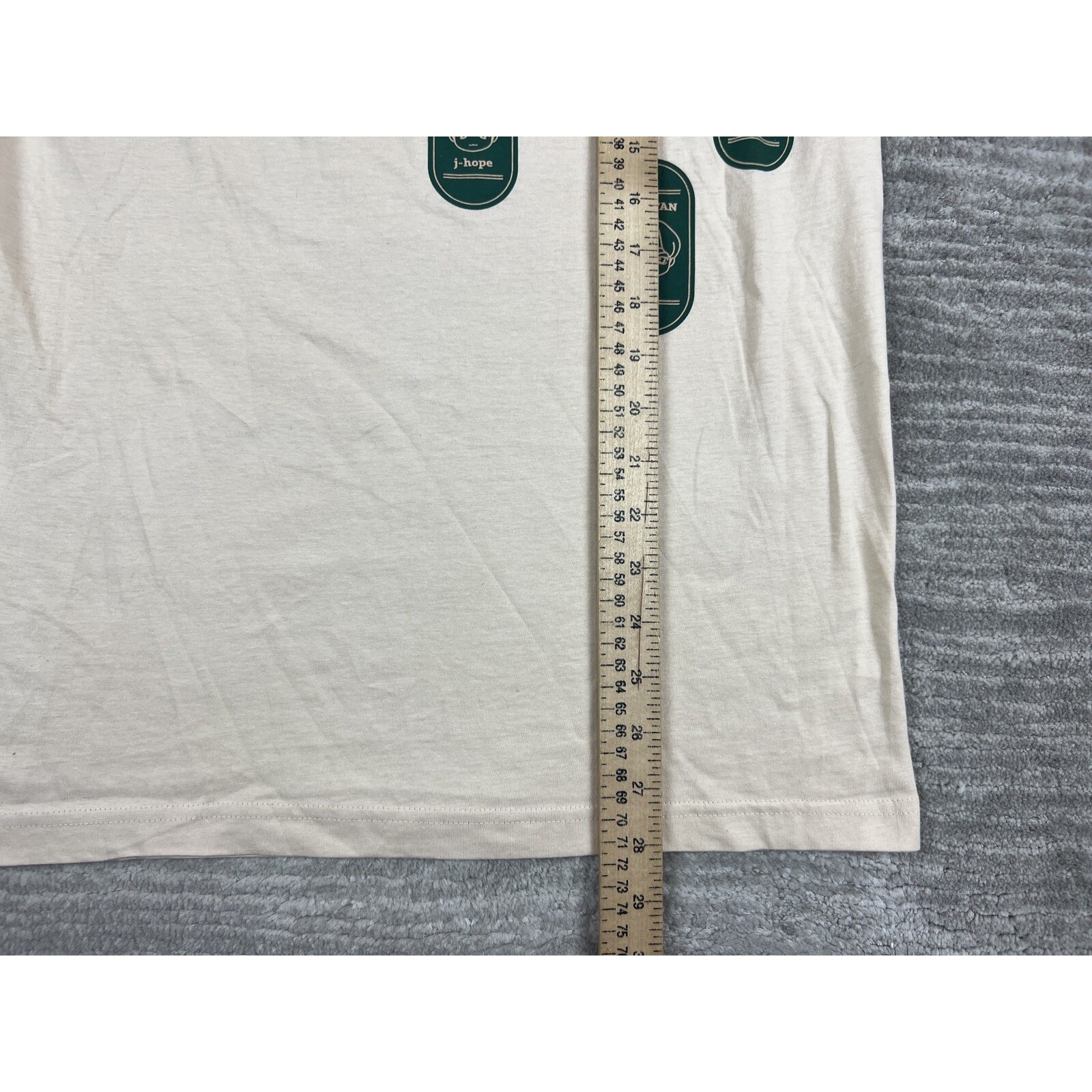TinyTAN T-Shirt Unisex Small Cream BTS Dog Tags Graphic Short Sleeve Hot Topic
