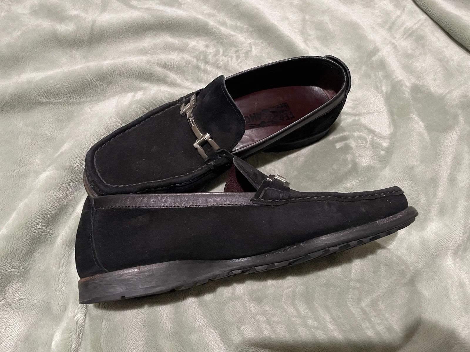 Salvatore Ferragamo Men’s Black Suede Loafers Metal Bit Size 11 EE – No Box