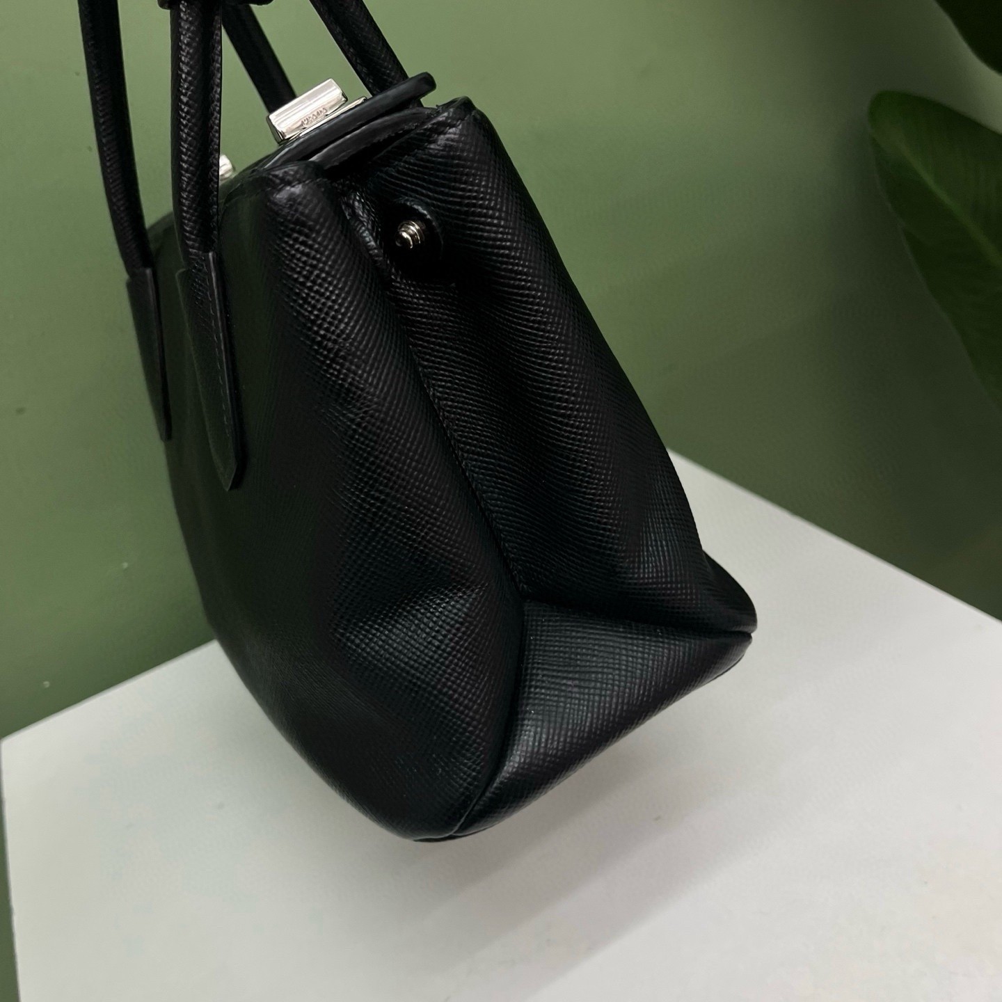 Prada Pre-Owned Authentic Pouch 26*17*13 Silver Free Tracked Shipping