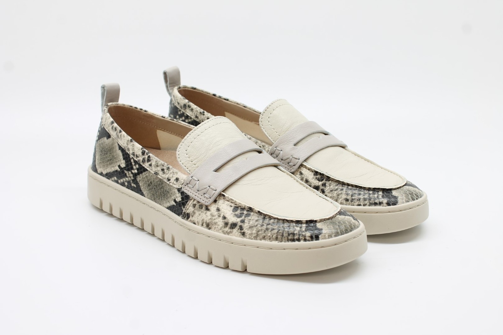 Vionic Uptown Women’s Loafers Floor Sample