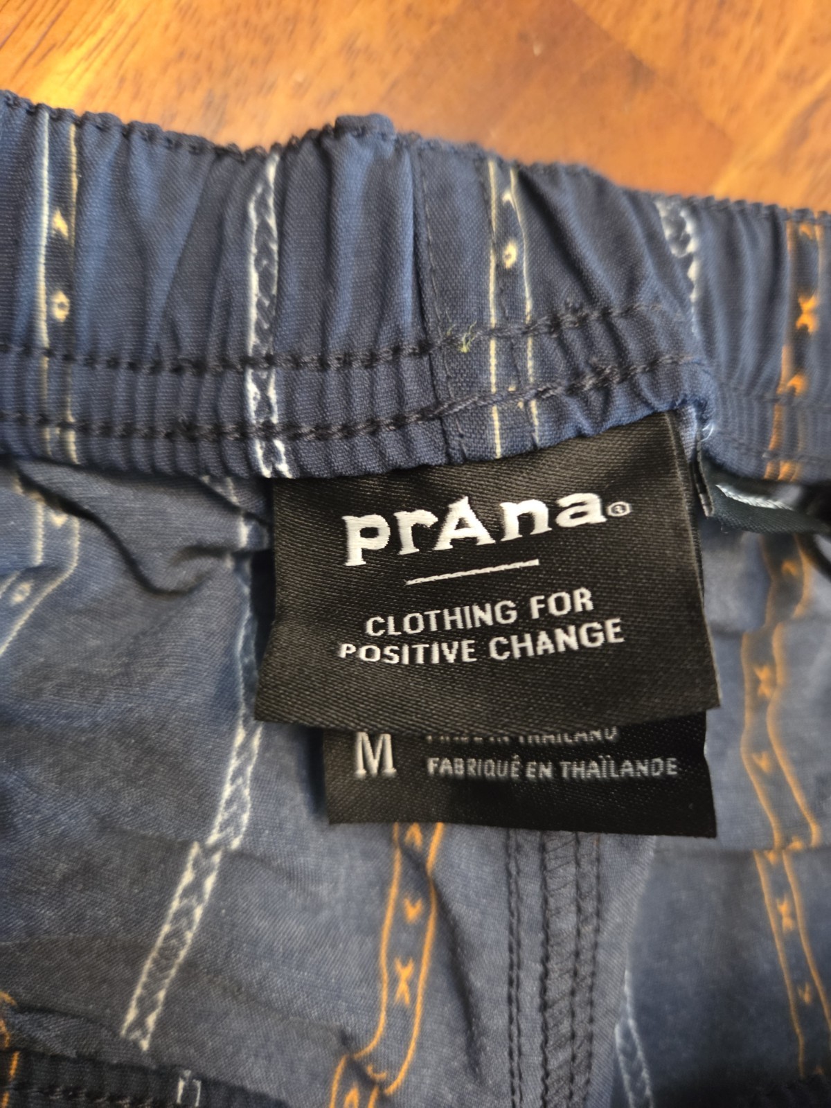 Prana Indio Heritage Shorts Mens Medium Stormy Night Striped 5 Inch Inseam NEW