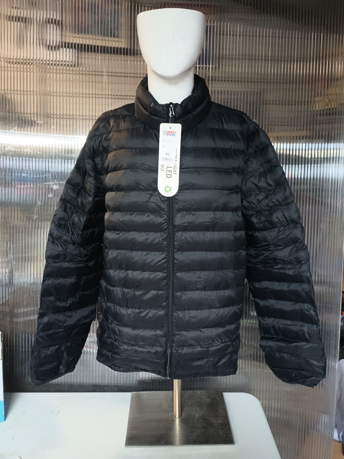 NWT 32 DEGREE HEAT 32 Degree cool jacket unisex Black Medium