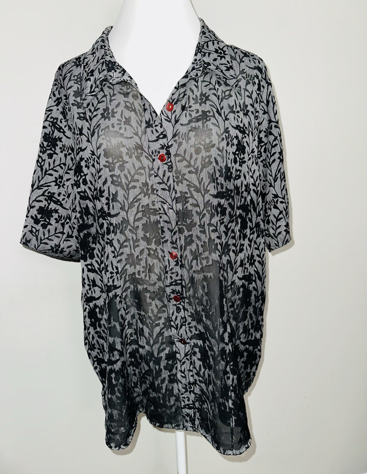 White Stag Floral Sheer Button-Up Blouse Black/Gray/Red Maternity L