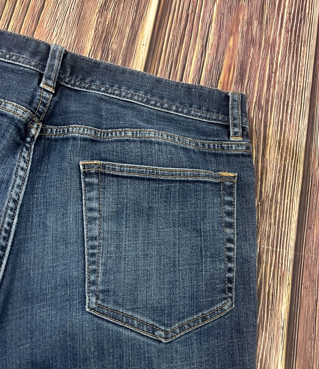 J CREW Jeans The Sutton Dark Wash Mens Size 32×30 (Measures 33×29)