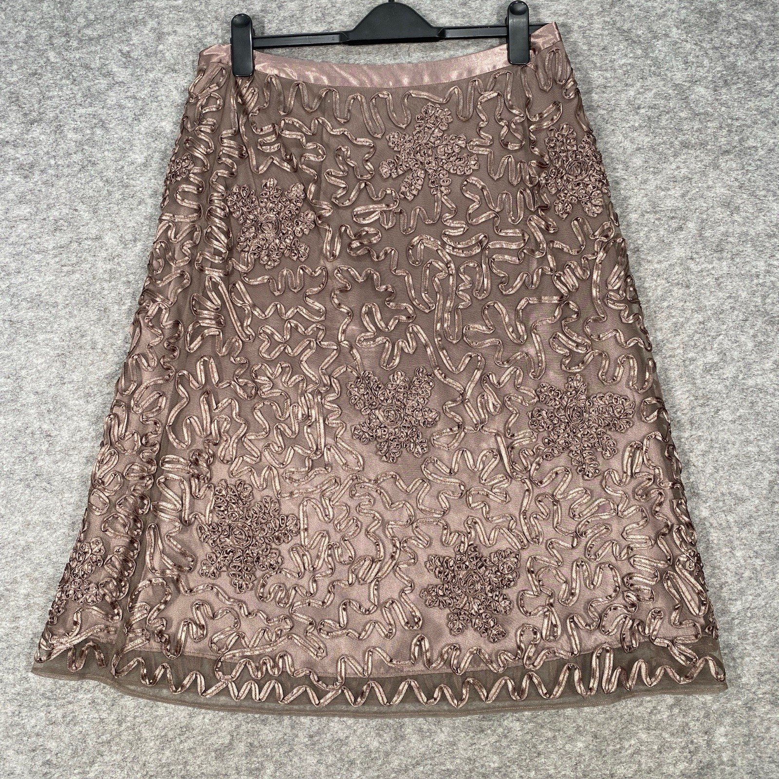 M&S Autograph Size 12 Taupe skirt Lined Lace outer with Embroidery length 27in