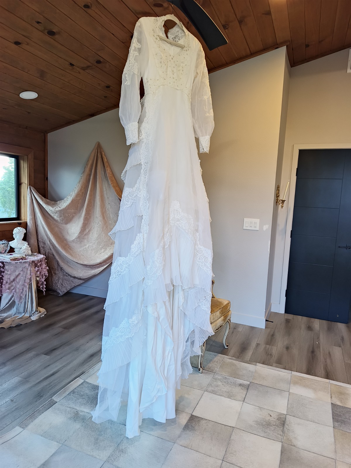 Vintage 1970s Mori Lee Wedding Gown Sz XS