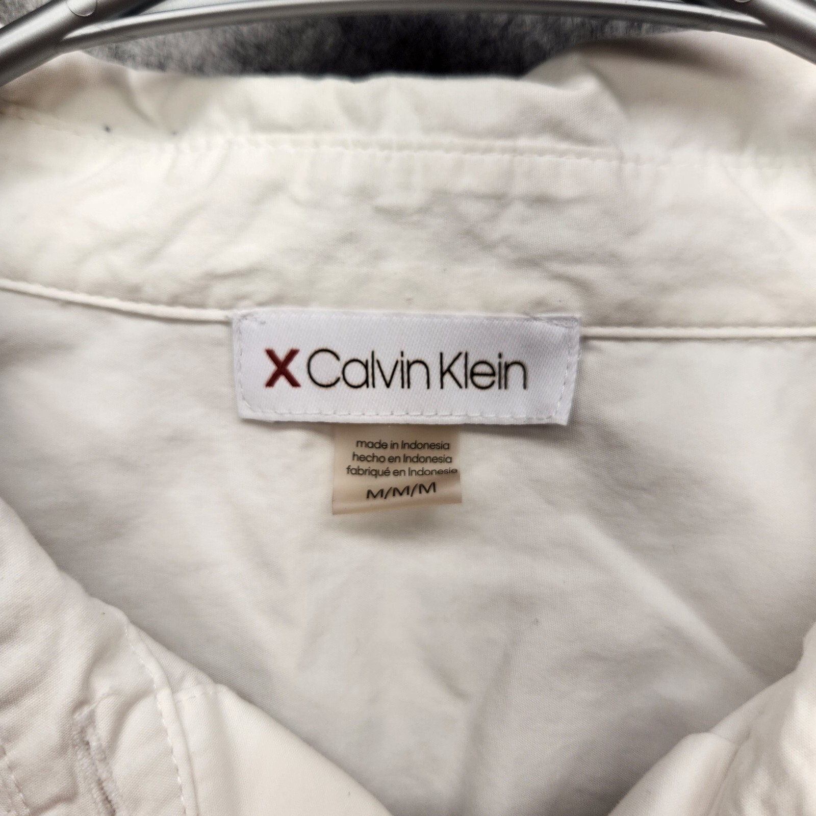 Calvin Klein Long Sleeve Women’s Medium White Two Button Straight Barrel Cuff