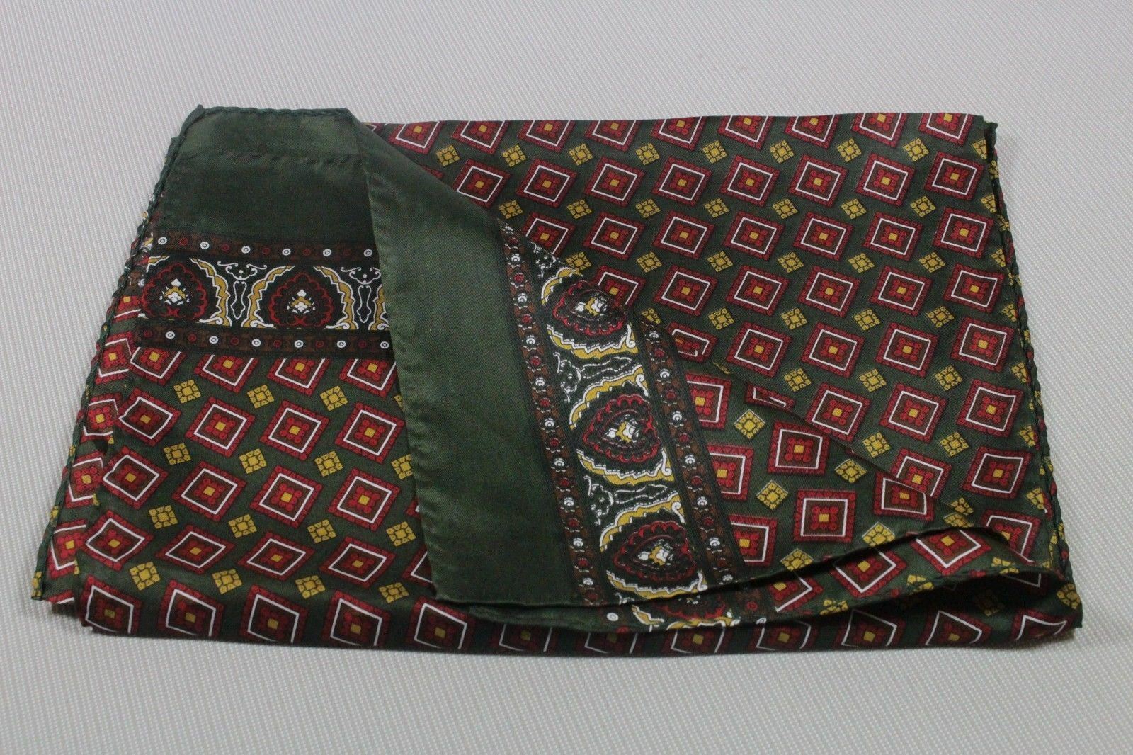 Men’s silk scarf 62″x11 1/4″ made in Italy