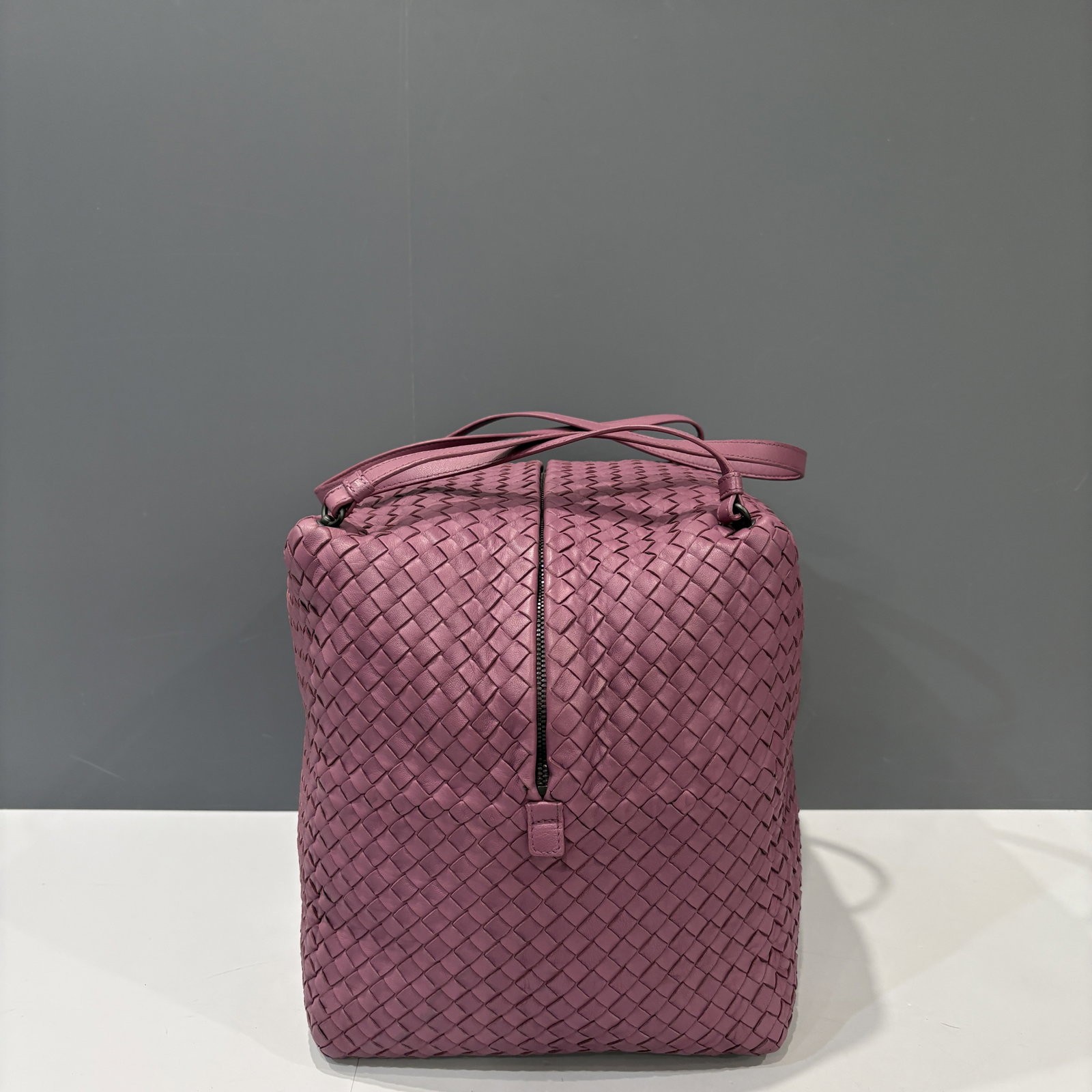 Bottega Veneta Cube Messenger Bag Purple Lambskin Intrecciato Nappa (ym012726c8)