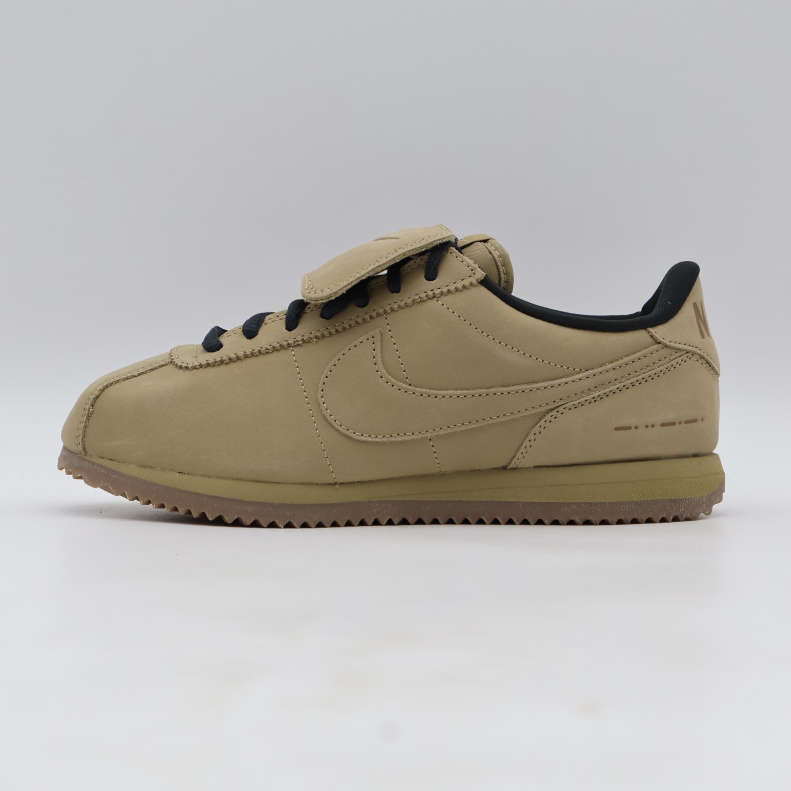 IM8057-297 Nike Cortez LTR SE Morse Code (Men’s)