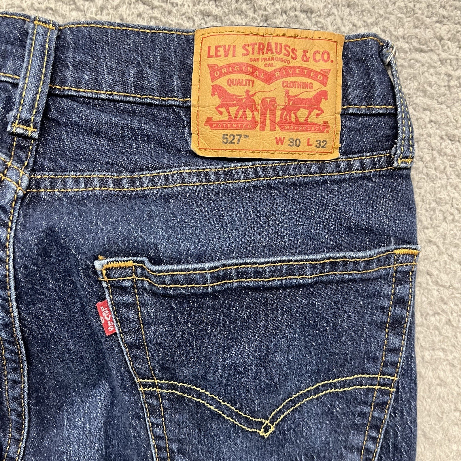 Levis 527 Jeans Mens 30×32(30) Blue Dark Wash Mid Rise Denim Boot Cut Classic