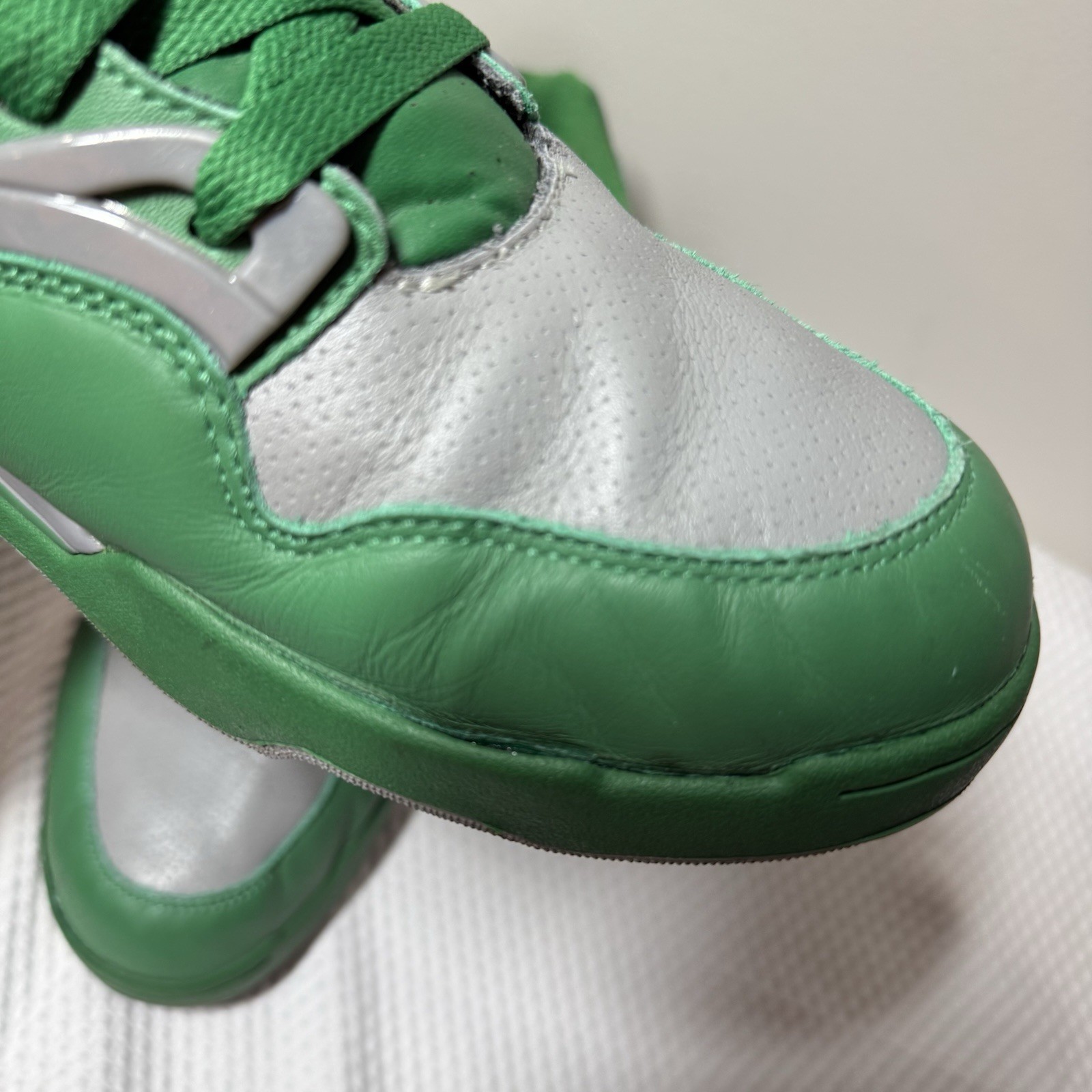 Reebok Pump Omni Zone 2 Celtics Rare 11.5