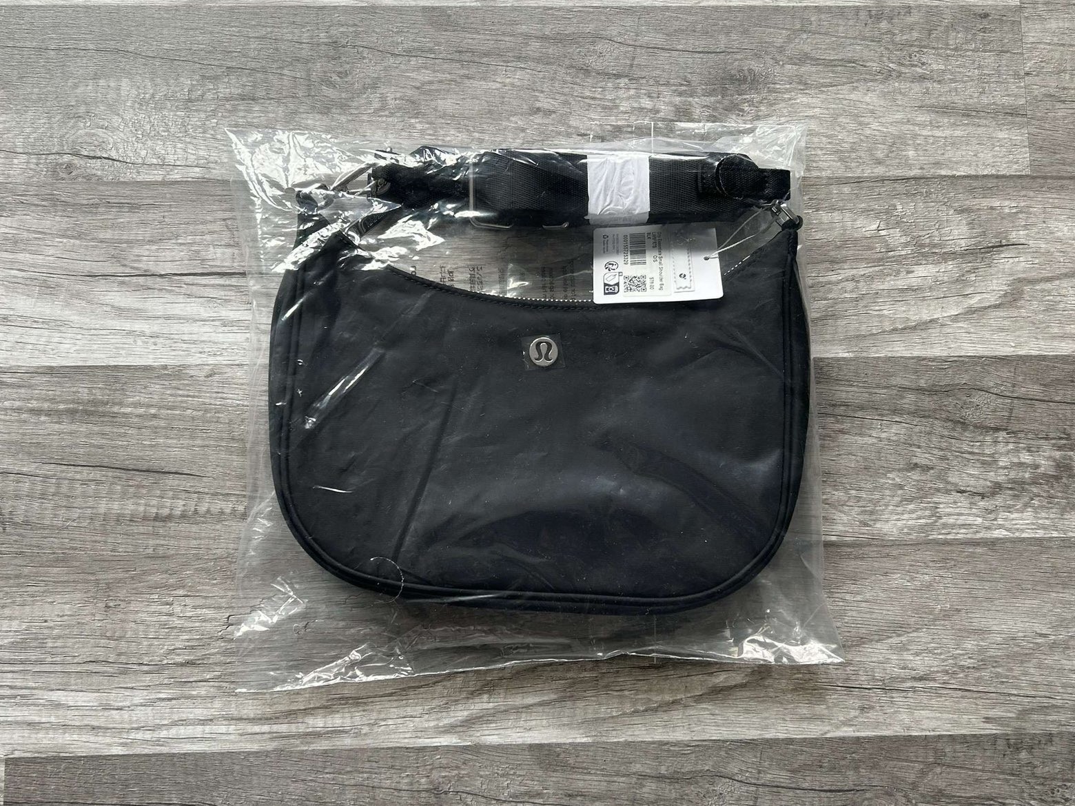 Lululemon City Essentials Small Shoulder Bag Black New With Tags 3L