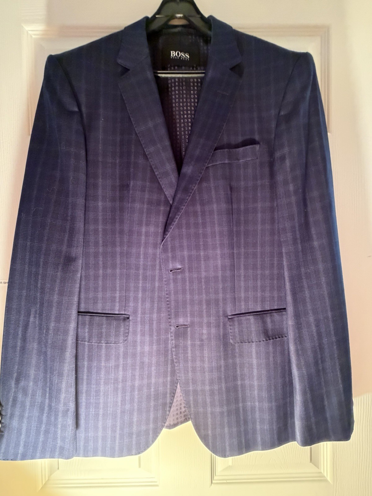 Men’s 40 R Hugo Boss Huge Blue Windowpane Check Plaid 100% Wool Flat Front Suit