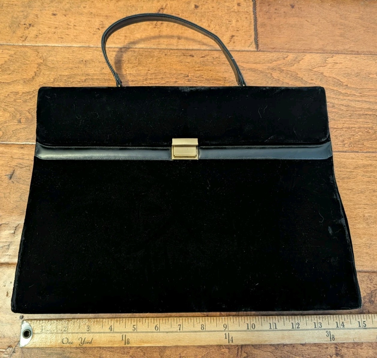 Vintage GRETA Black Velvet Tote Handbag Purse 15″ Wide Flat Mid Century Elegant