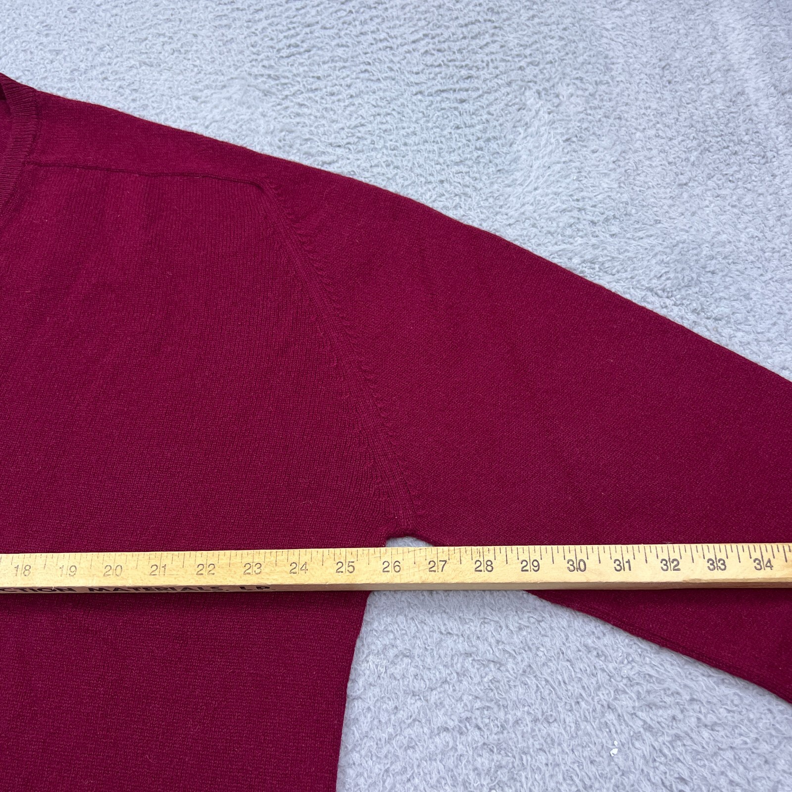 VTG Jack Henry Sweater 100% Pure Lambswool V-Neck Pullover Crimson XL Scotland