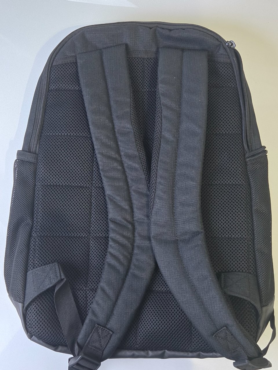 Nike White Claw Backpack Canvas Nylon Black Swoosh Logo Print Zip Top Bookbag