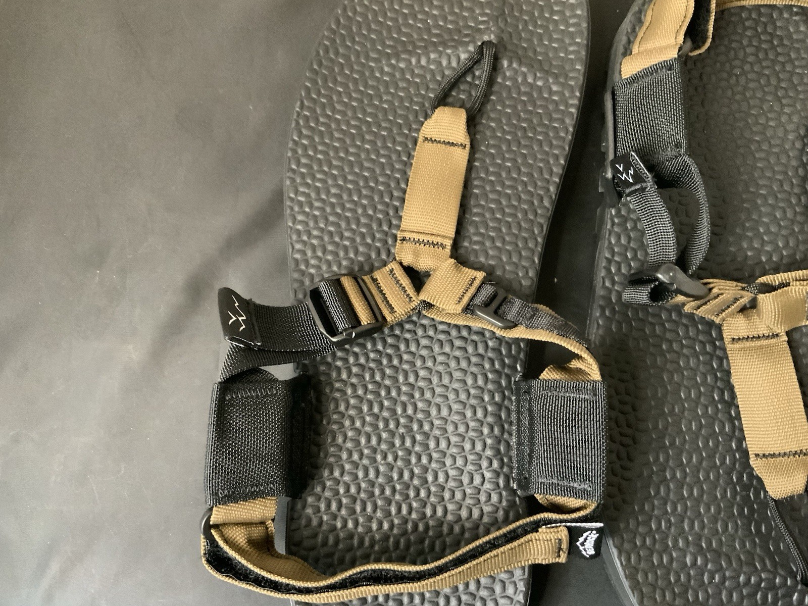 Bedrock Mountain Sandals, M12/W13, Cairn 3D Coyote Tan