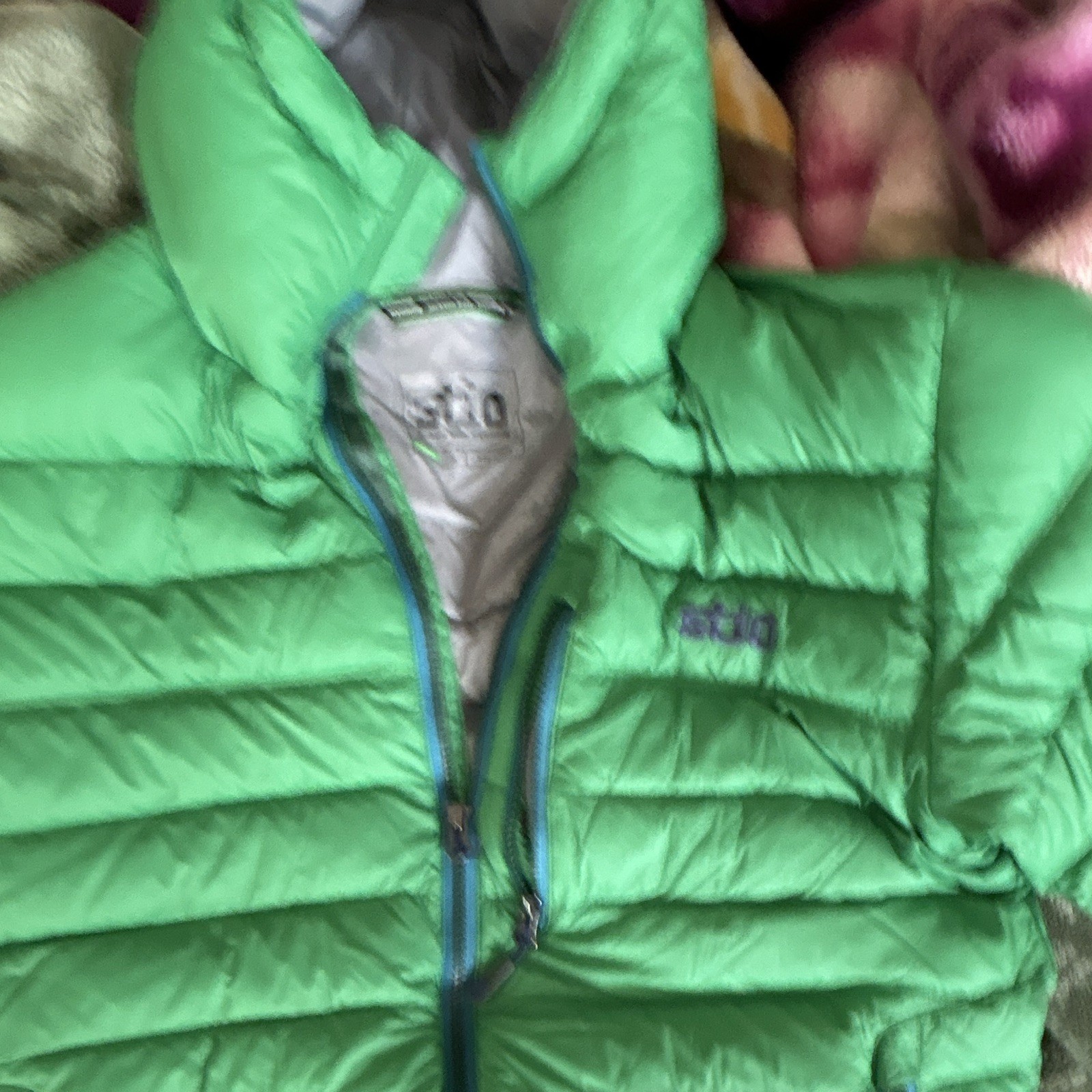 STIO Unisex Kids Hooded Down Puffer Jacket Full Zip Ripstop Nylon M Green