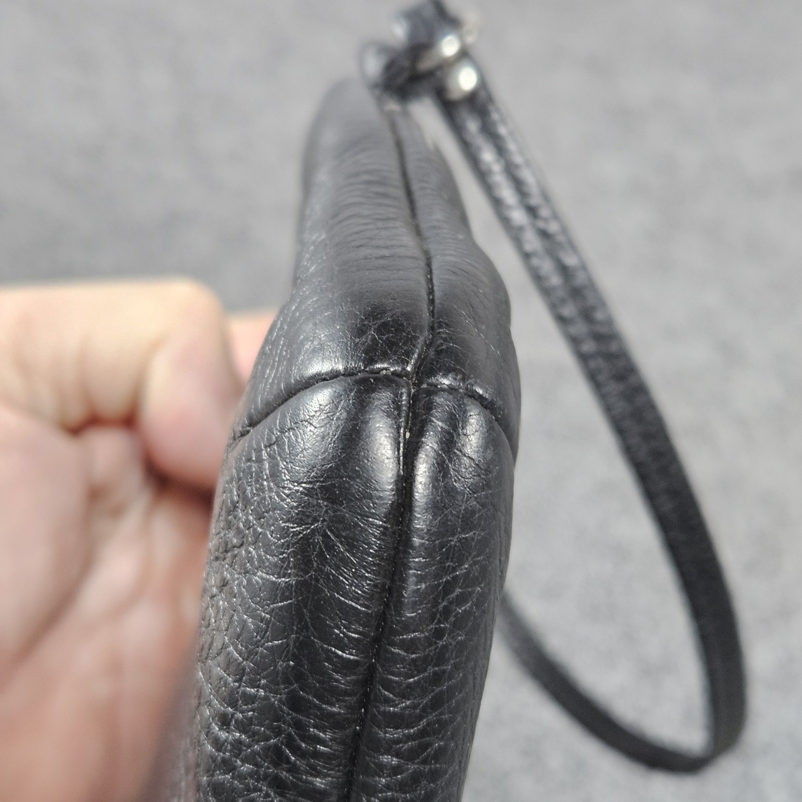 Black Pebbled Leather Turnlock Wristlet Zip Top Clutch Bag with Teal Lining