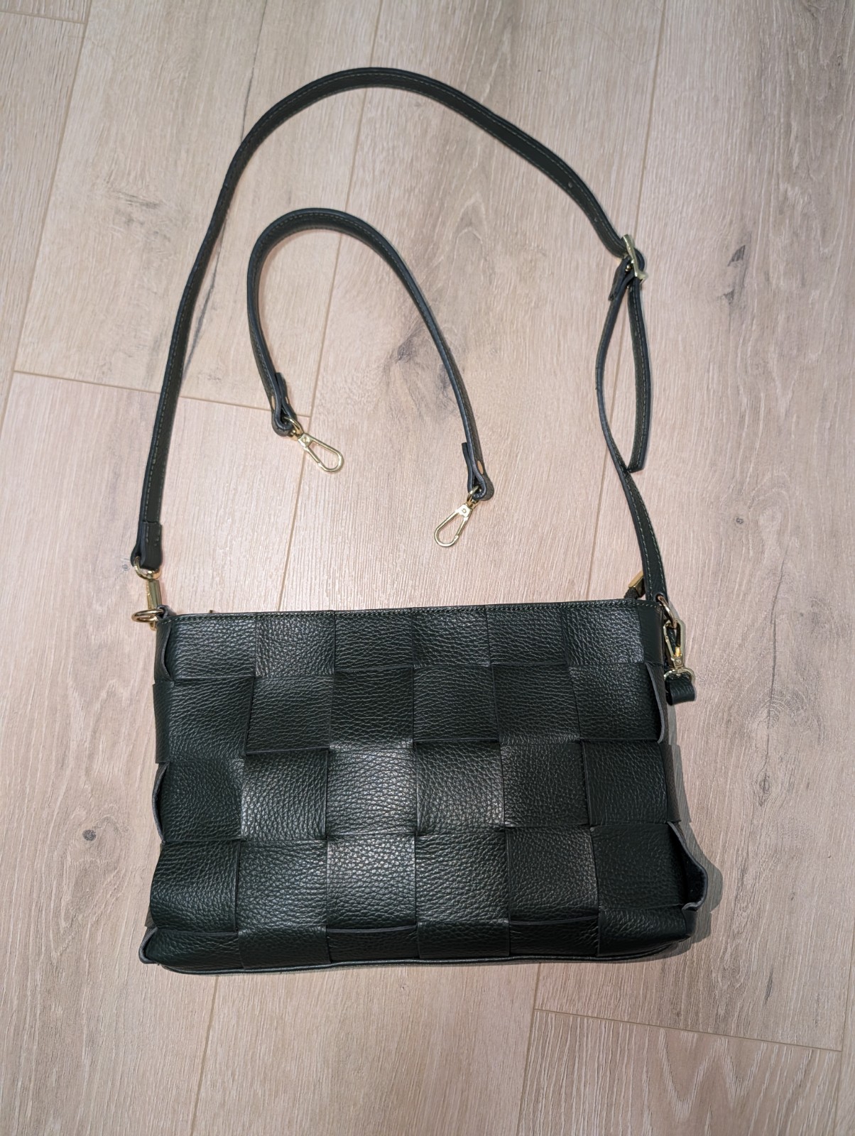 Anna Paola Italian Leather Crossbody Purse Made in Italy Sage Green Handbag