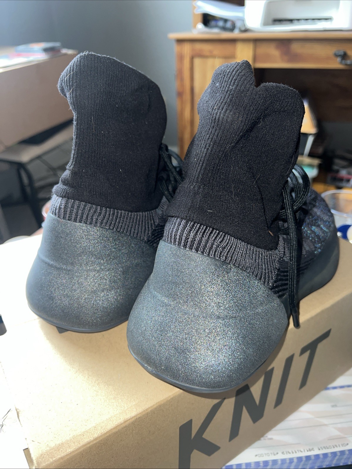 Perfect Condition + Box Adidas Yeezy Basketball Knit Slate Onyx Men’s Size 10.5