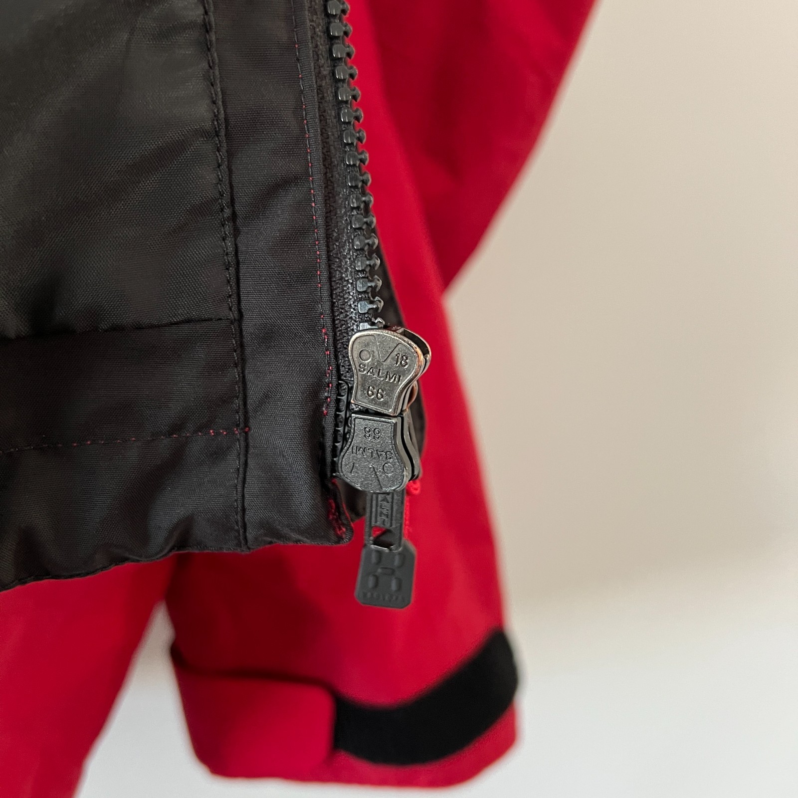 Haglofs Gore-Tex XCR Jacket Red Hooded Waterproof Shell Coat Outdoor Mens Size L